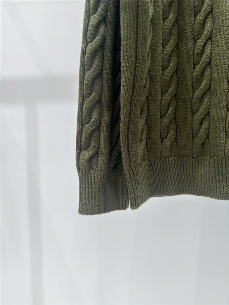 Pra*a logo pocket twist knit sweater green