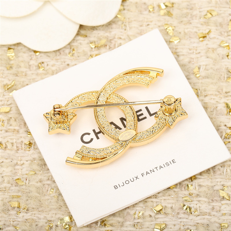 Ch**el new five-pointed star brooch