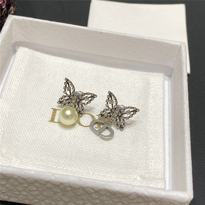 D10r early spring butterfly series earrings