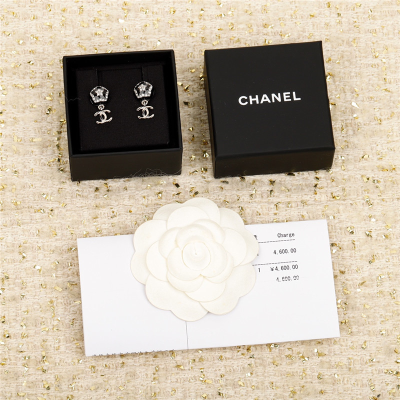 Ch**el pentagon double c earrings