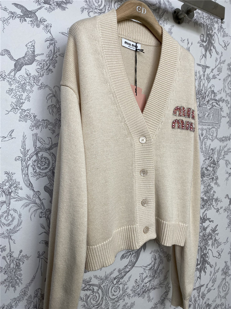 M1um1u new v-neck knitted cardigan