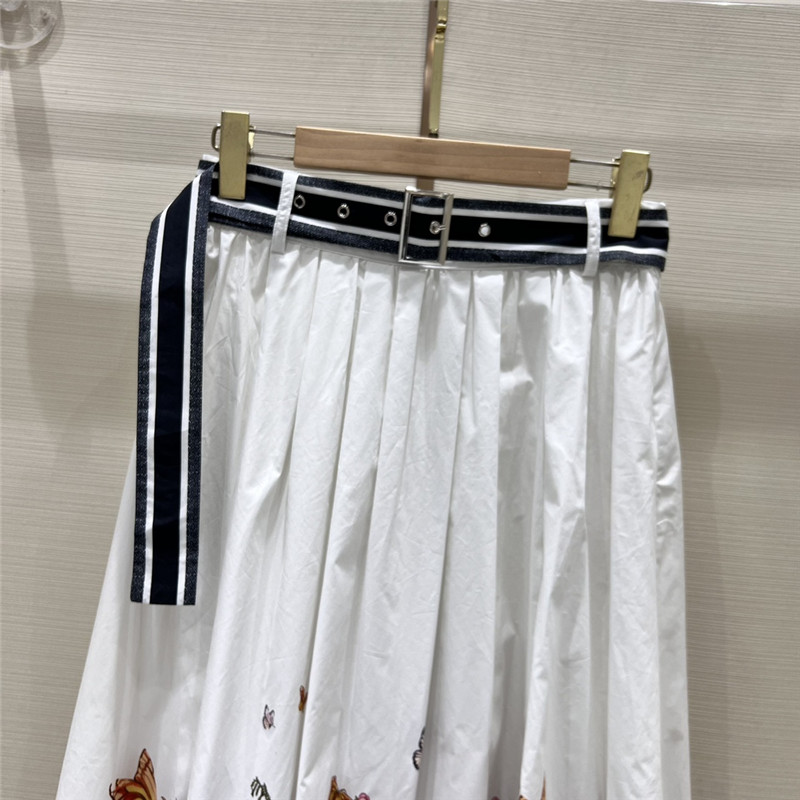 D10r long skirt with wide hem