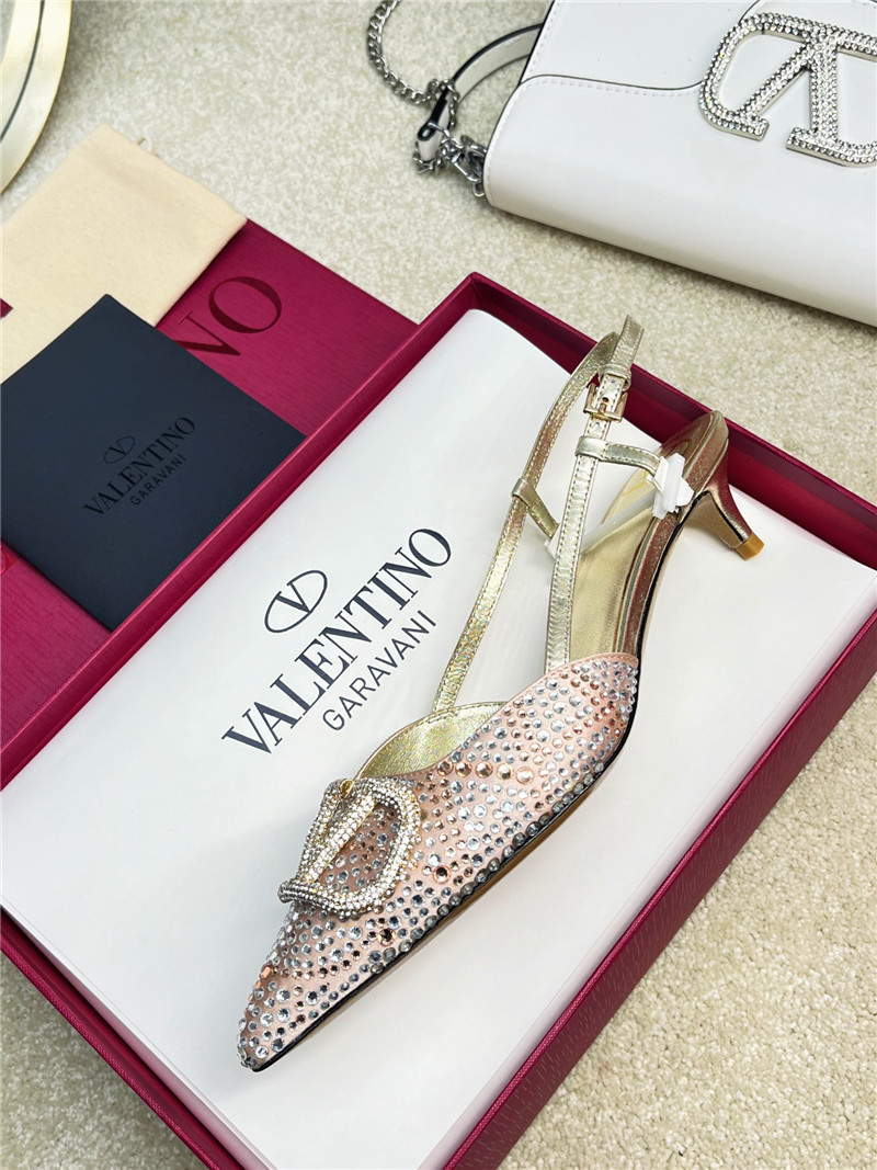 Va1e*ntin0 new color v logo buckle high heels sandals