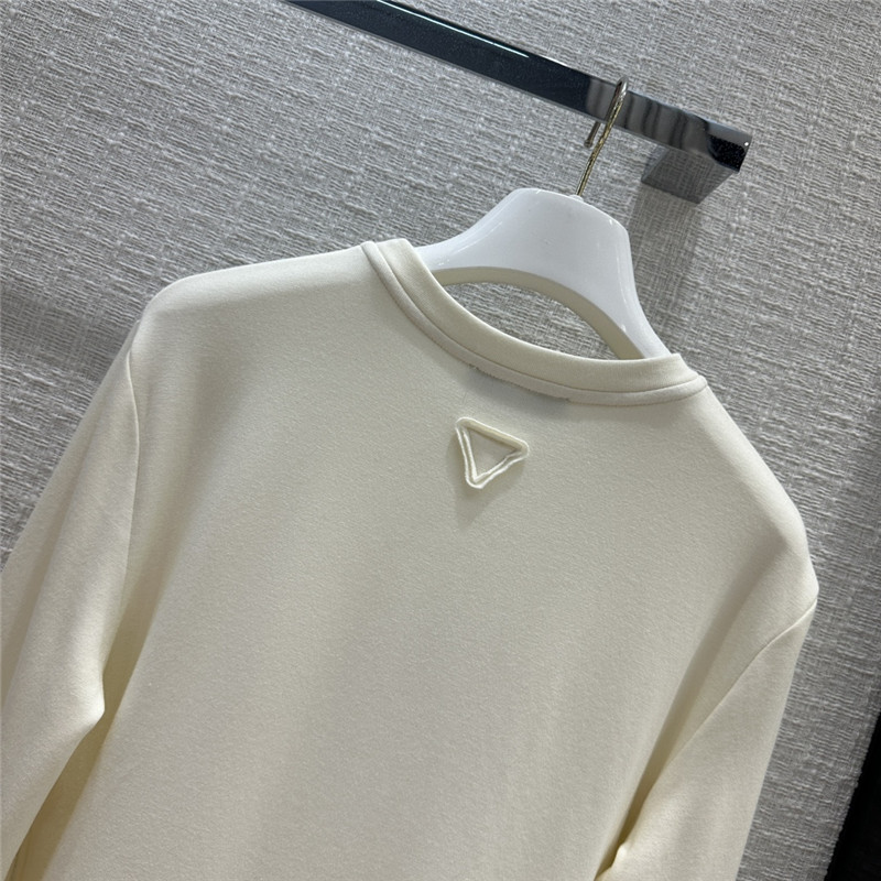 Pra*a triangle logo patch brushed base layer shirt