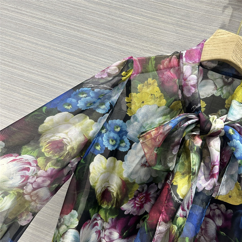 Dolce & Gabbana d&g elegant floral print silk shirt