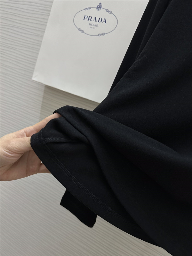 Pra*a classic logo stand collar bottoming shirt