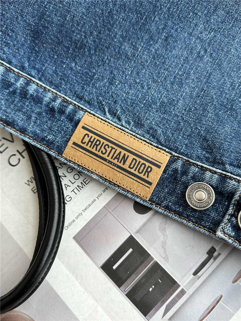 D10r multi-pocket denim jacket