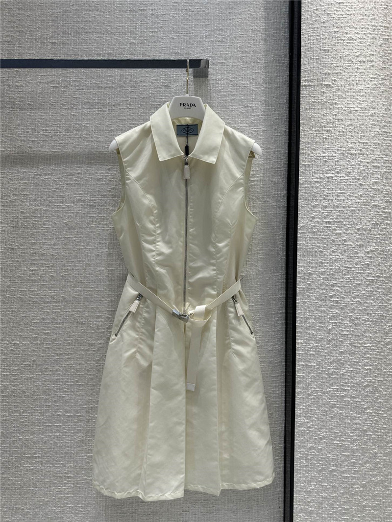 Pra*a new functional nylon sleeveless skirt