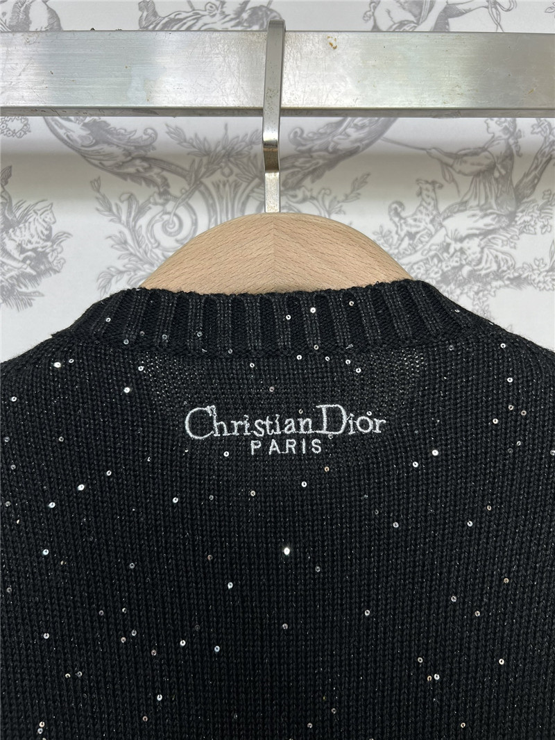D10r new cashmere sweater
