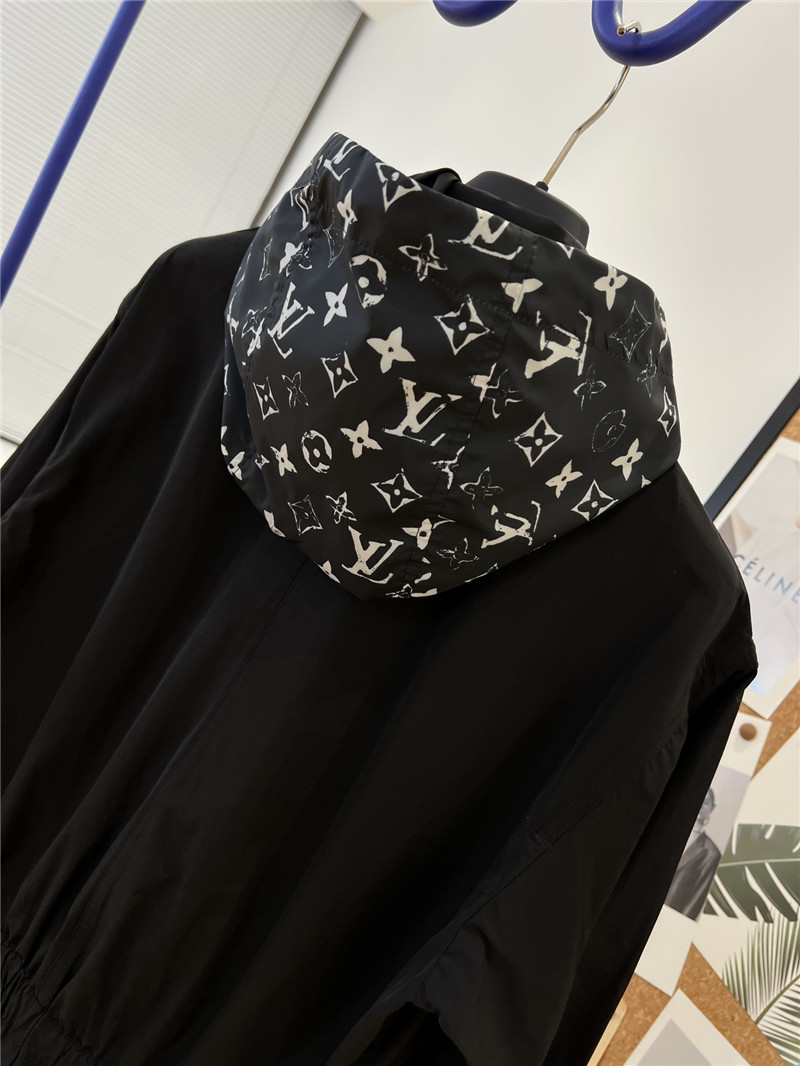 l0vis Vvtt0n lv black jacket