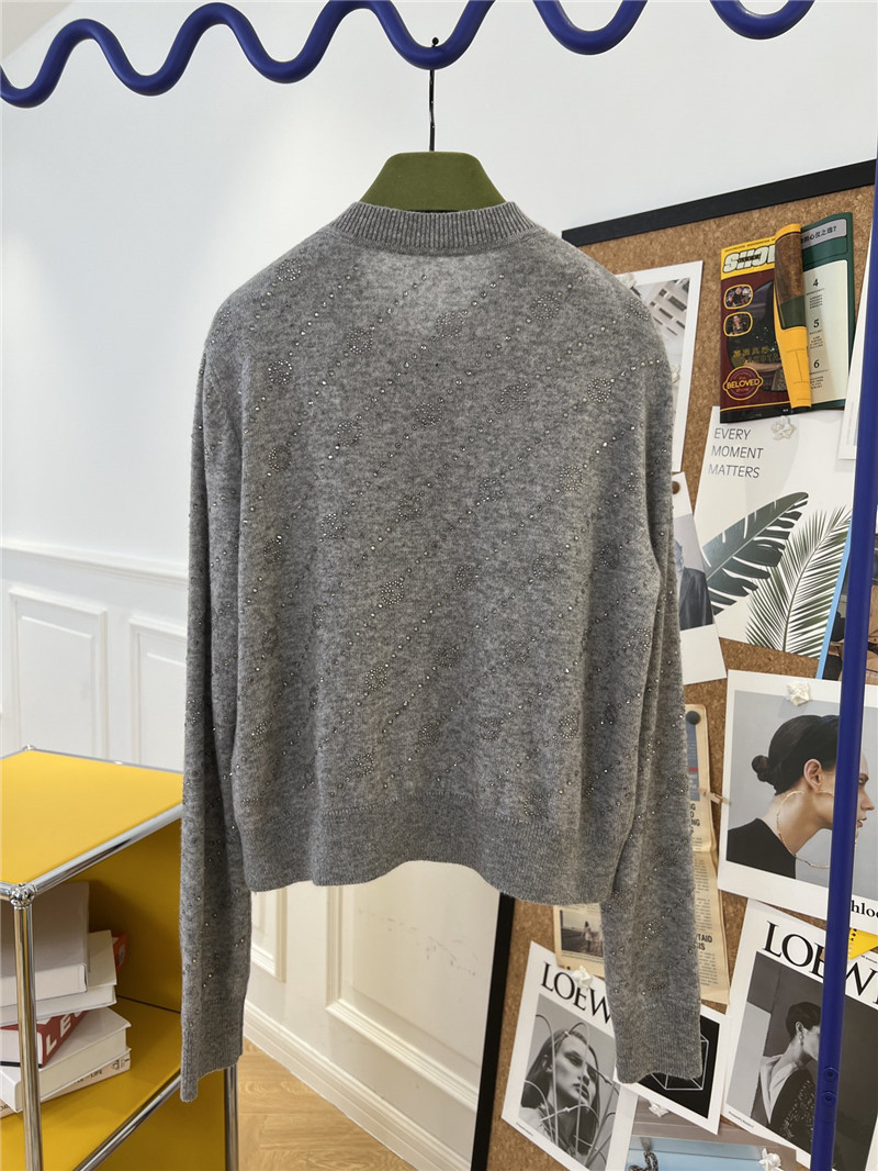 Gvc*1 new knitted cardigan