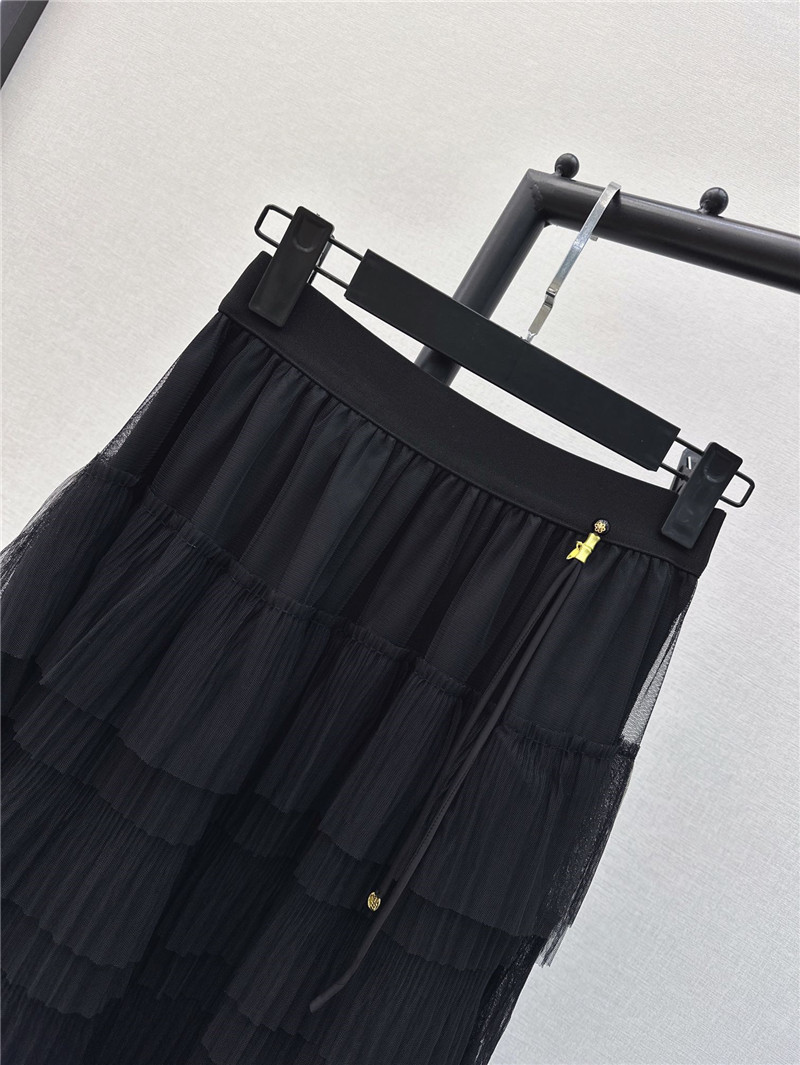 M1um1u new heavy layered mesh skirt