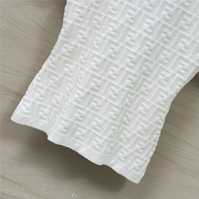 F**di embossed ff letter three-dimensional logo top