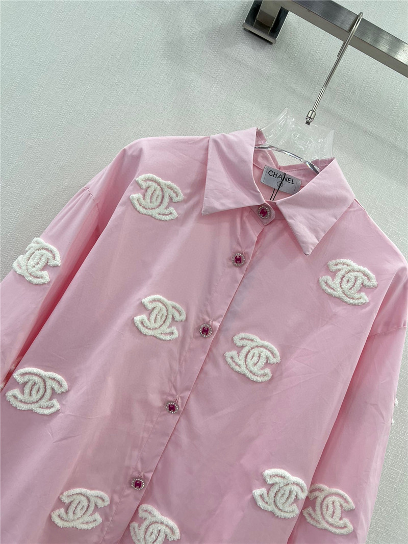 Ch**el contrast towel logo shirt