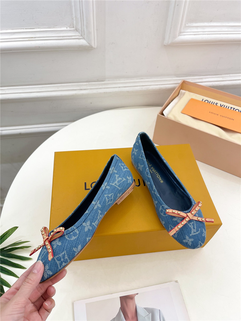 l0vis Vvtt0n lv round toe bow rivet ballet shoes