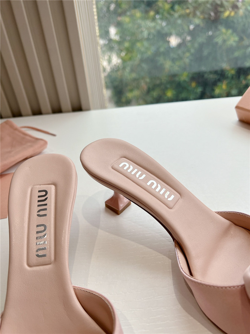 M1um1u rose high heels