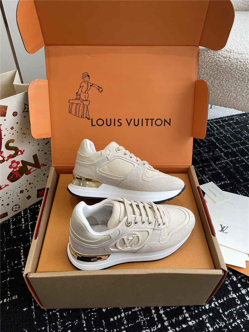 l0vis Vvtt0n lv run away sneakers in beige