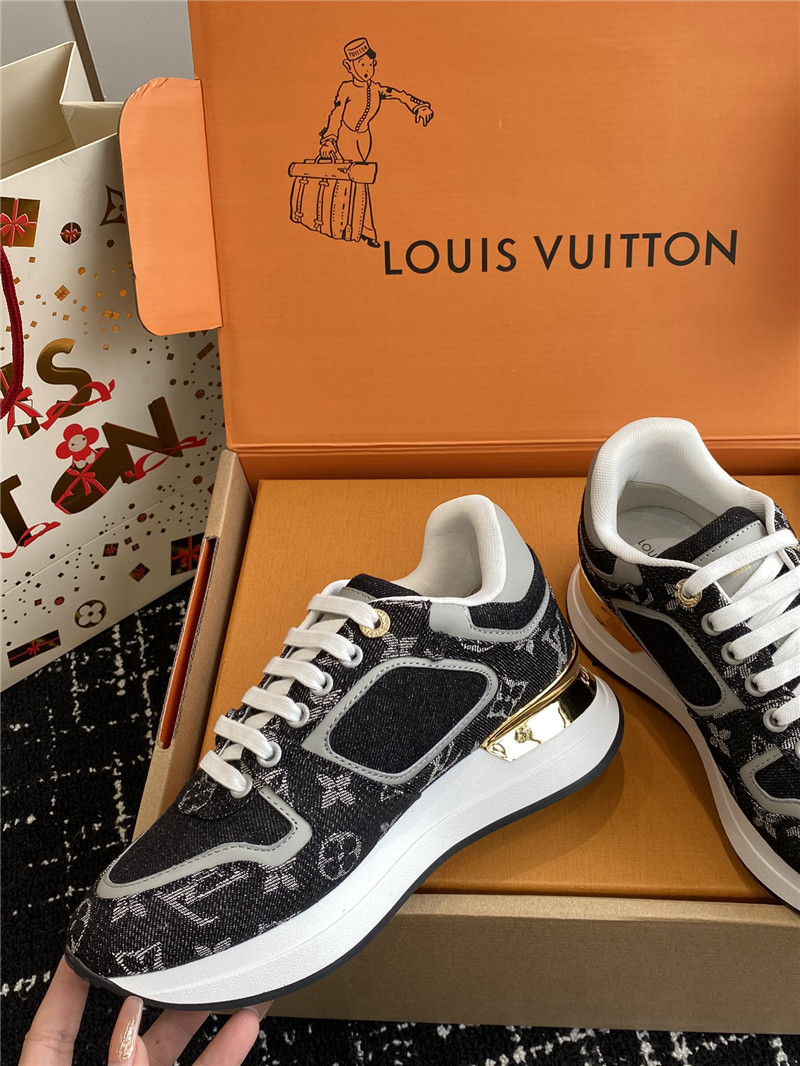 l0vis Vvtt0n lv calfskin monogram run away sneakers