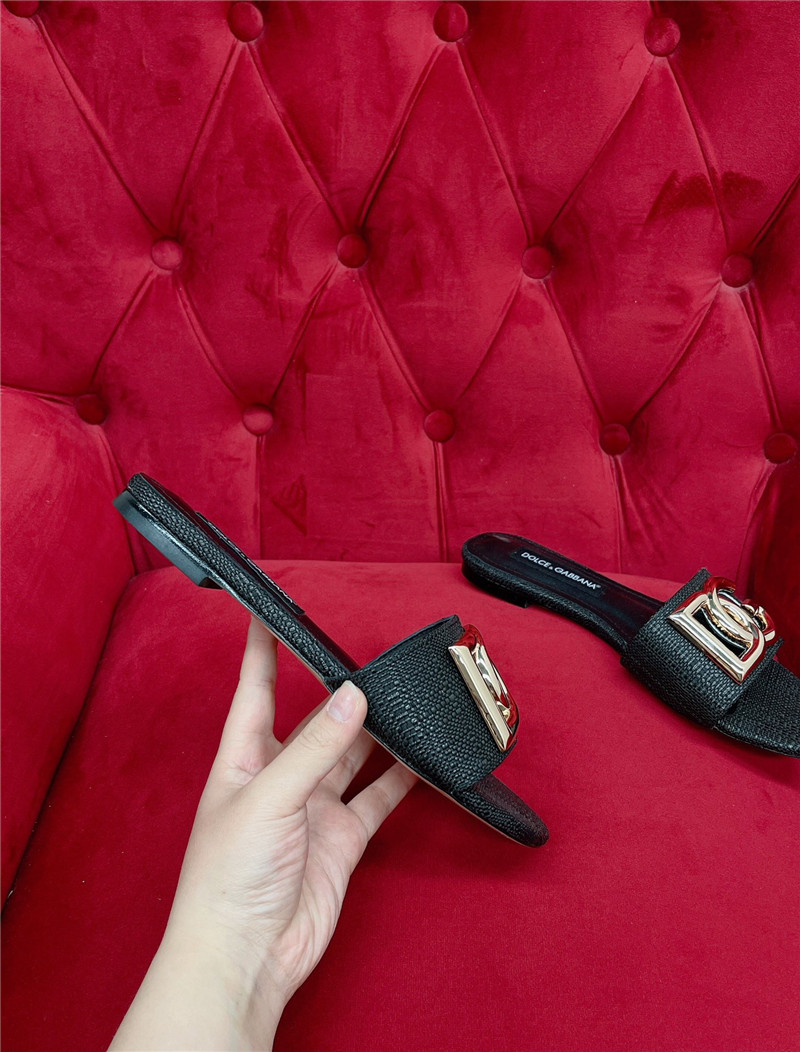 Dolce & Gabbana d&g new flat slippers