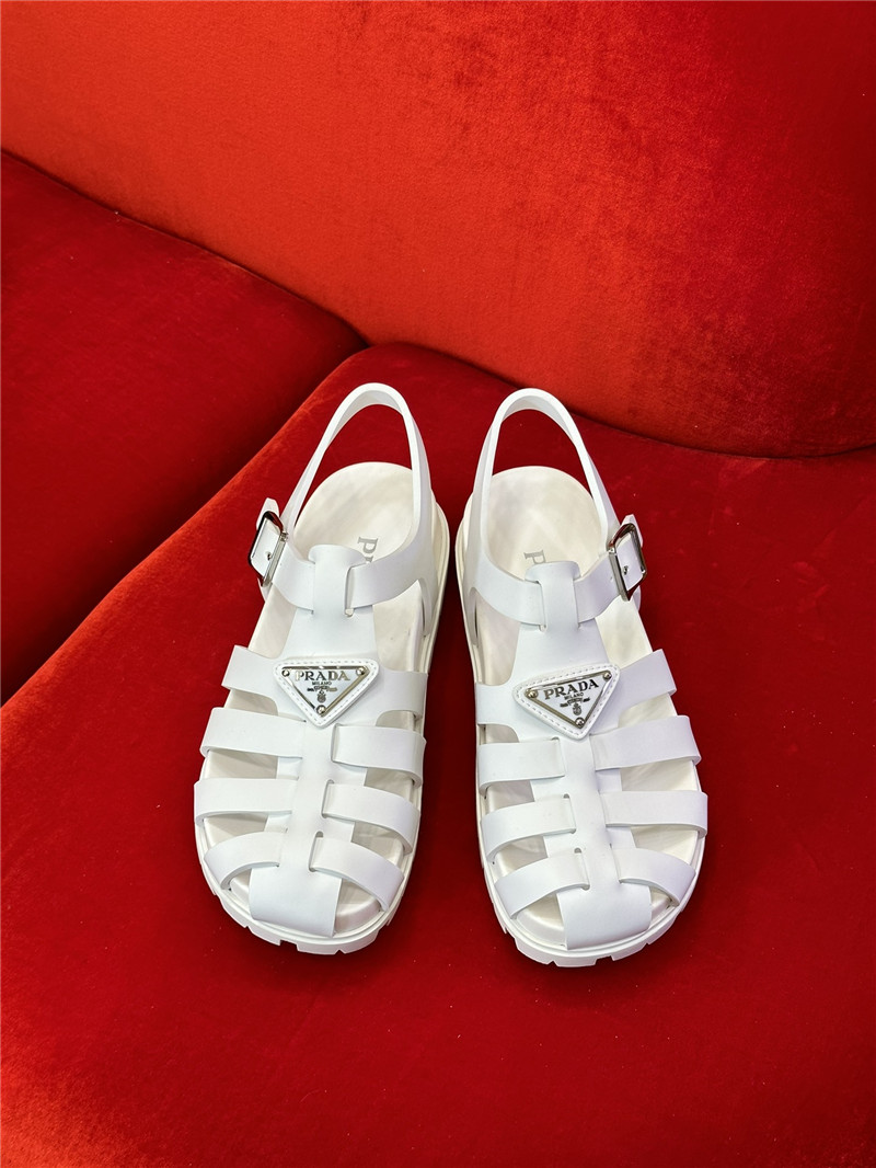 Pra*a roman sandals