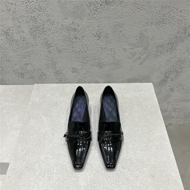 Bv*b*rry new fur heel half slippers