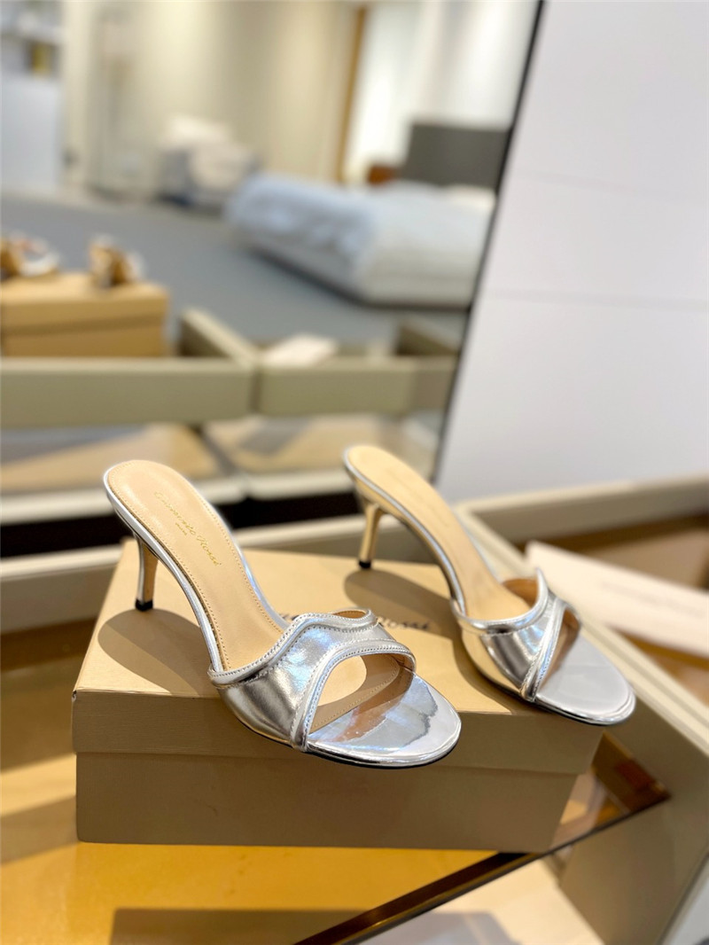 gianvito rossi new semi-trailer