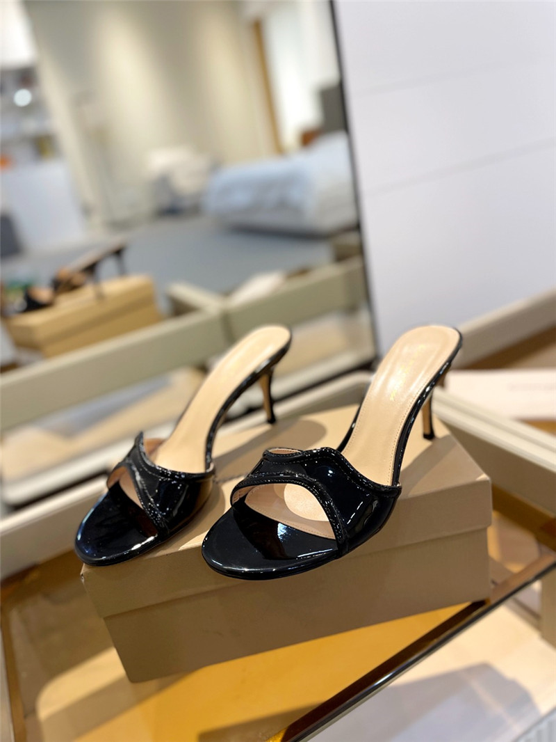 gianvito rossi new semi-trailer