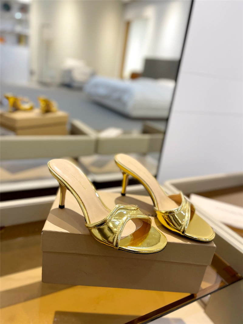 gianvito rossi new semi-trailer