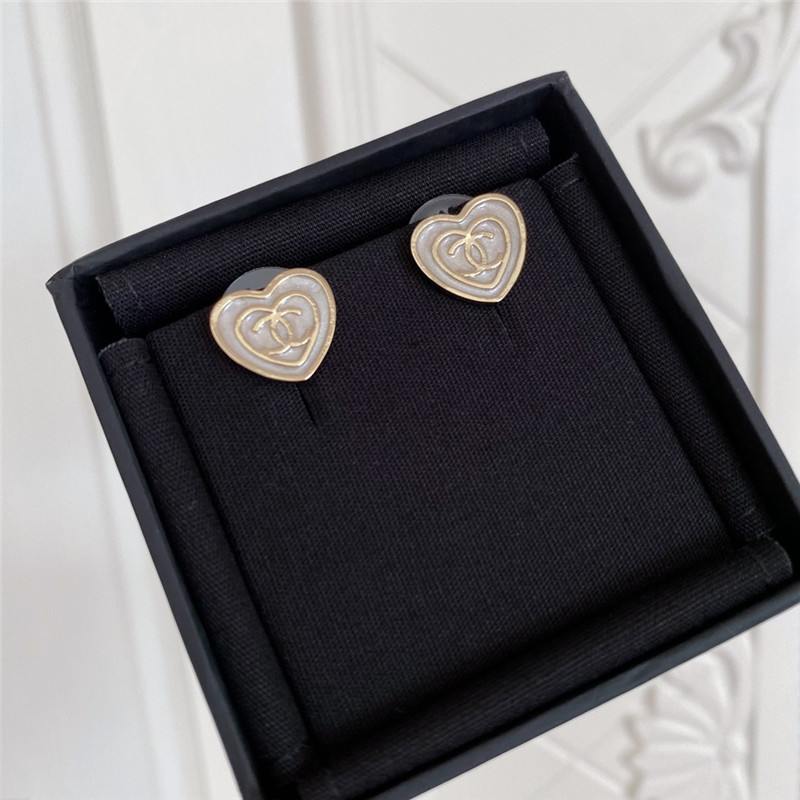 Ch**el double circle enamel small love earrings