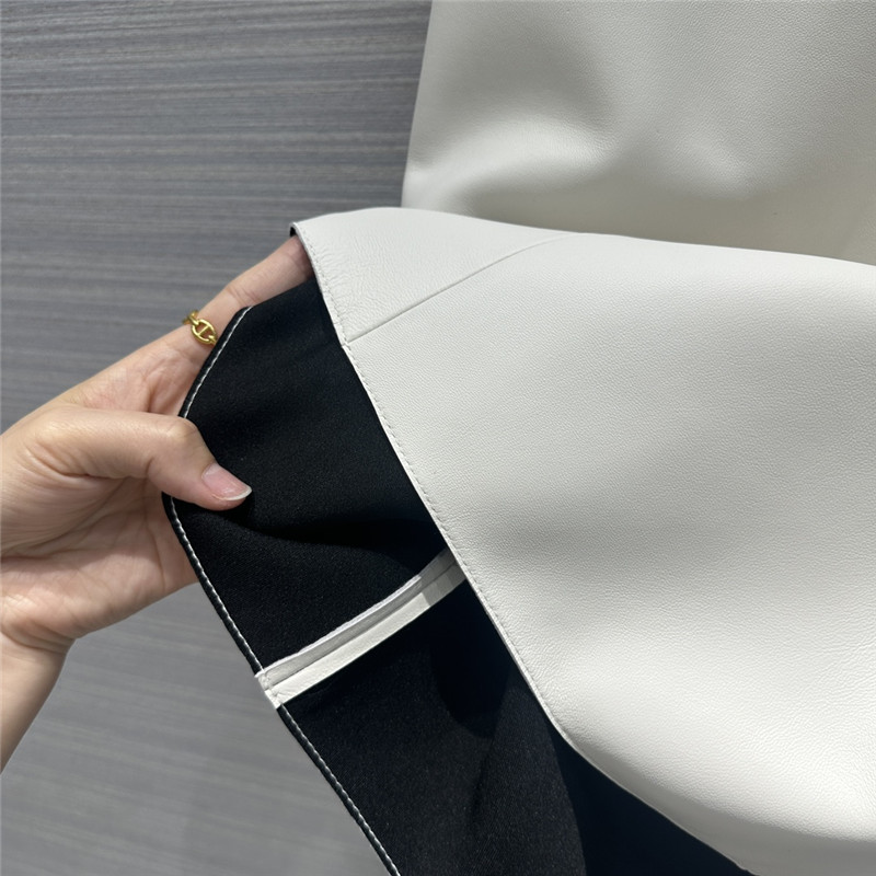 Pra*a premium white leather skirt