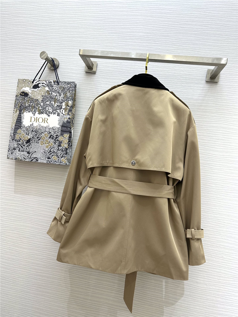 D10r classic bee logo embroidered trench coat