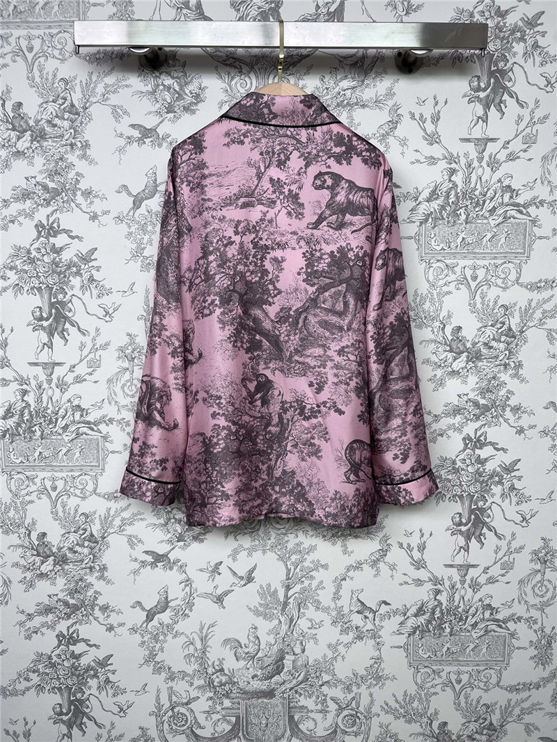 D10r new animal silk suit