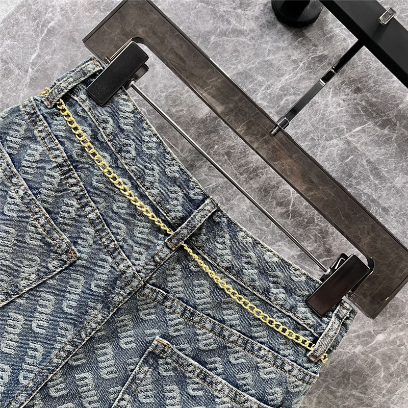 M1um1u letter jacquard chain belt denim shorts