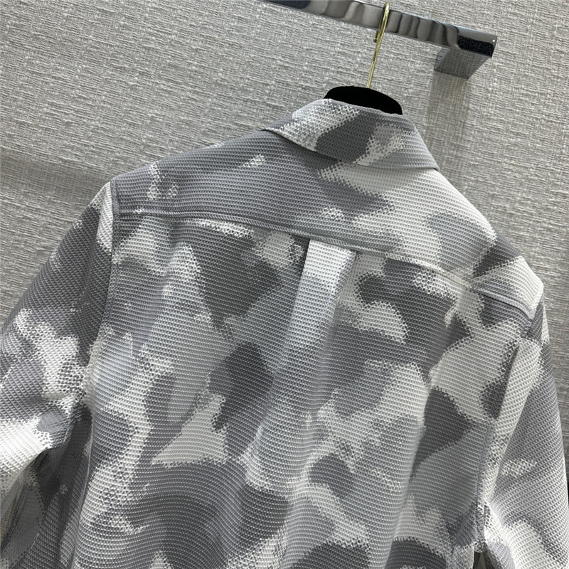 l0vis Vvtt0n lv printed honeycomb texture short-sleeved shirt