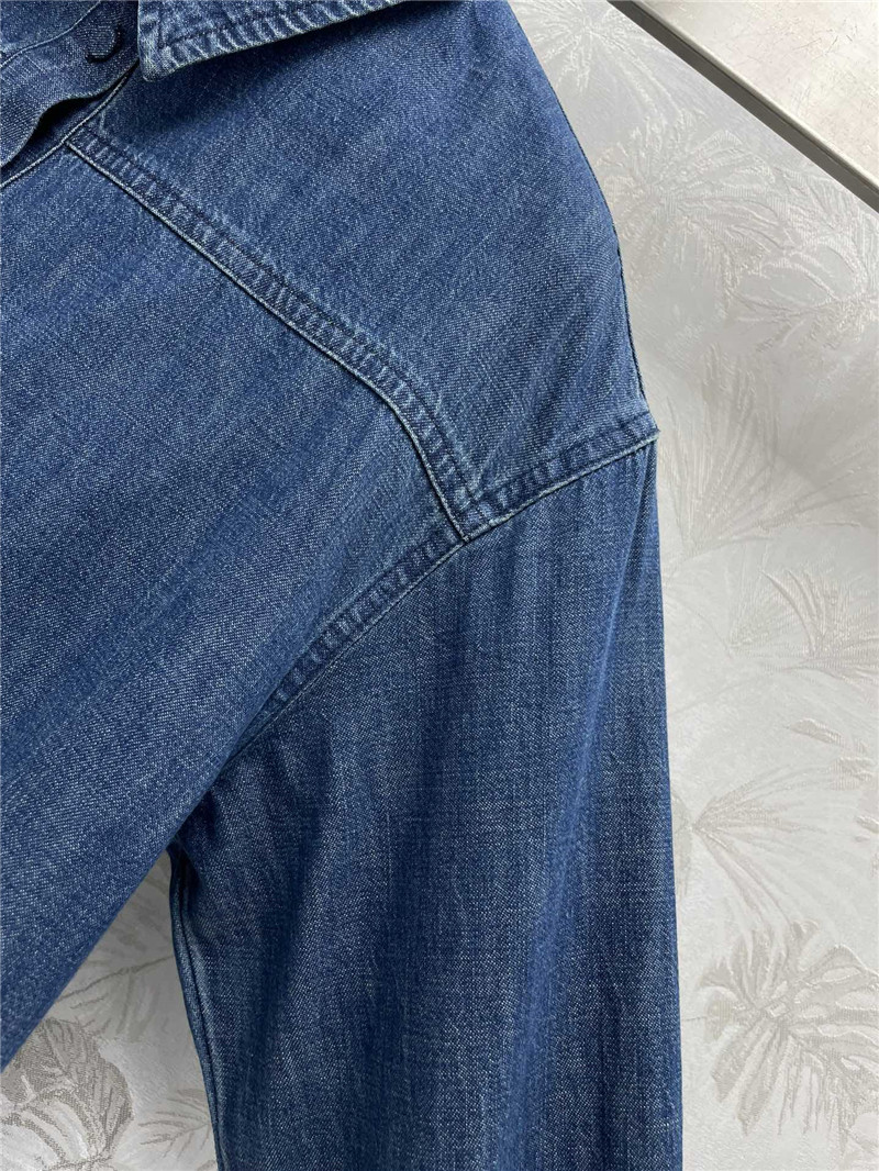 Va1e*ntin0 metallic v logo half-button denim shirt