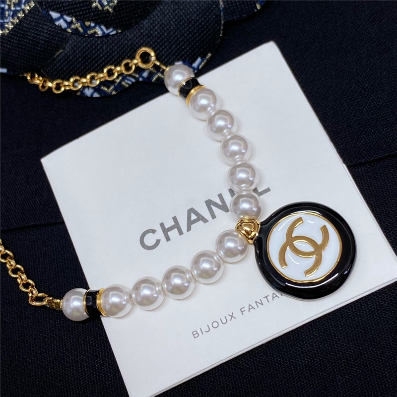 Ch**el black and white button pearl necklace