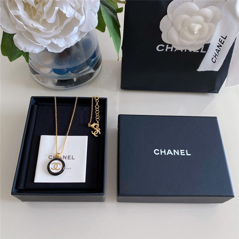 Ch**el black and white button necklace