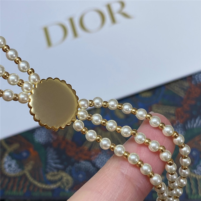 D10r glass bead triple pearl choker necklace
