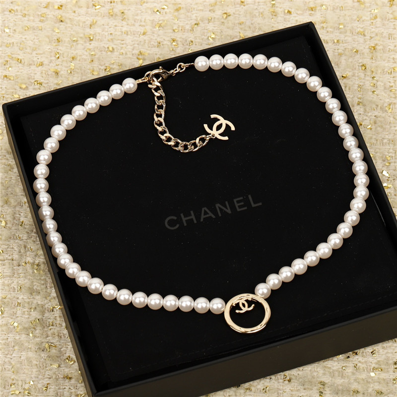 Ch**el multifunctional pearl necklace