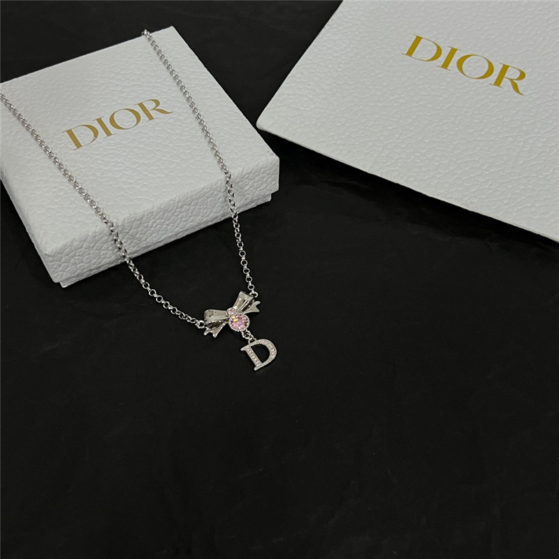 D10r medieval necklace