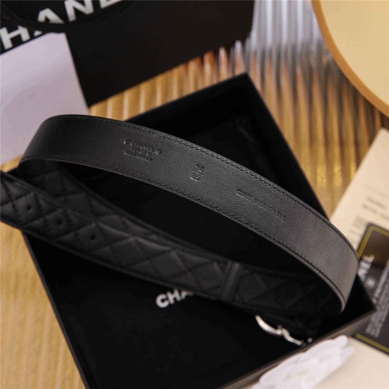 Ch**el calfskin belt