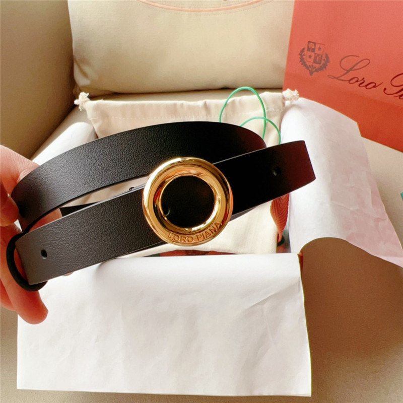 L0r0 P1ana new belt