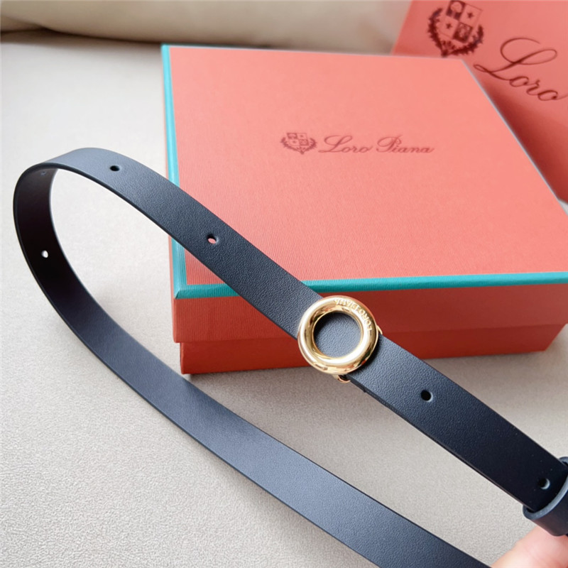 L0r0 P1ana new belt
