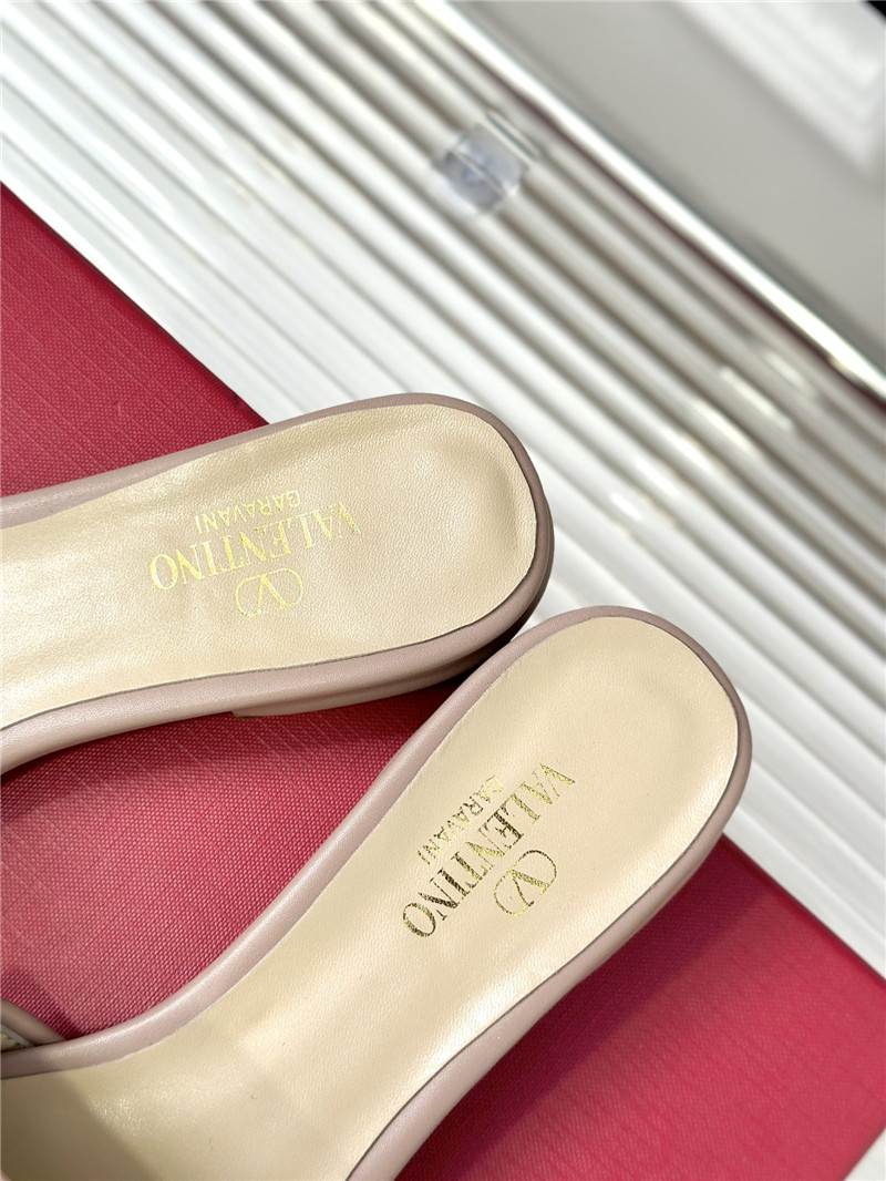 va1e*ntin0 thick heel sandals ma1s0n Marg*e1a replica shoes