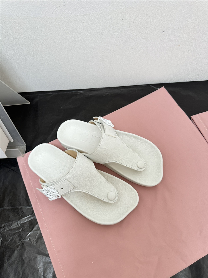 L0ew* new leather slippers for couples
