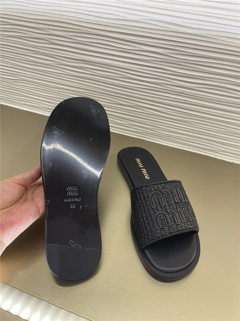 m1um1u raffia woven slippers Marg*e1a replica shoes