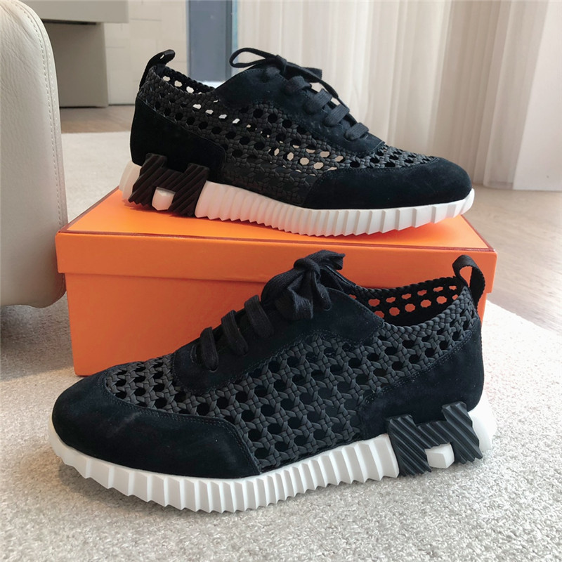 H**me5 women’s black bouncing sneakers