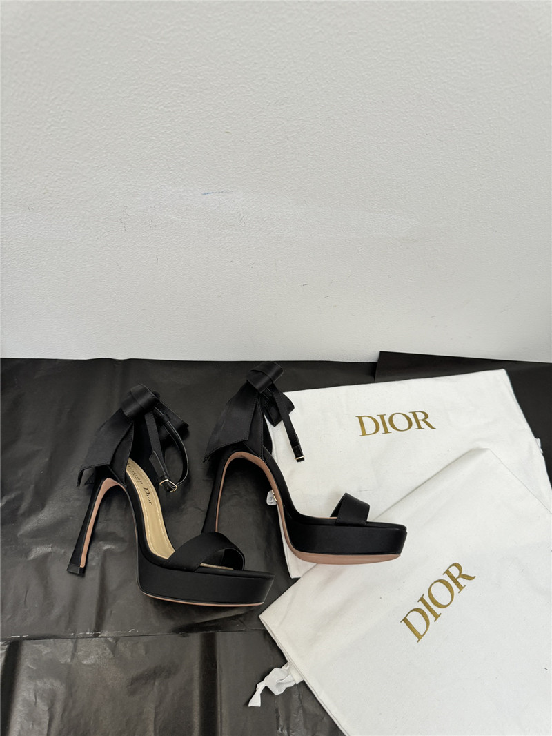 d10r bow platform high heels Marg*e1a replica shoes