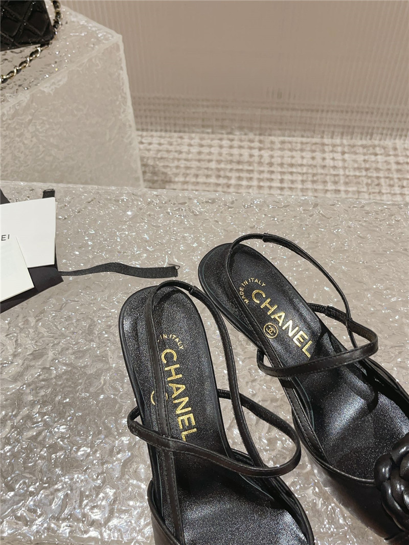ch**el small square toe high heels Marg*e1a replica shoes