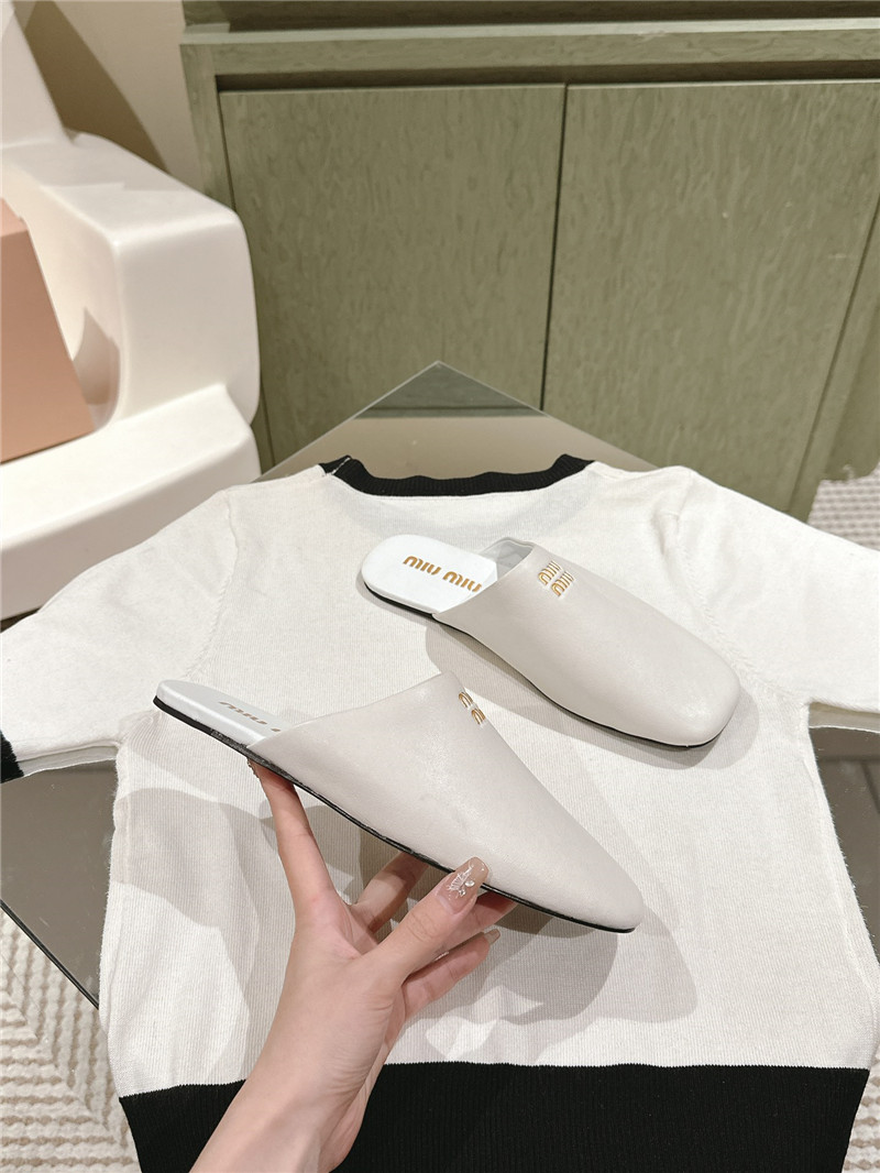 M1um1u small round toe mules slippers replica shoes